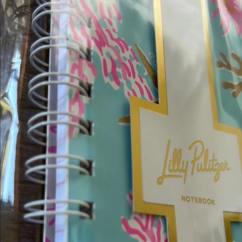 Lilly Pulitzer Pink and Gold Coral Notebook BNWT - Picture 3 of 6